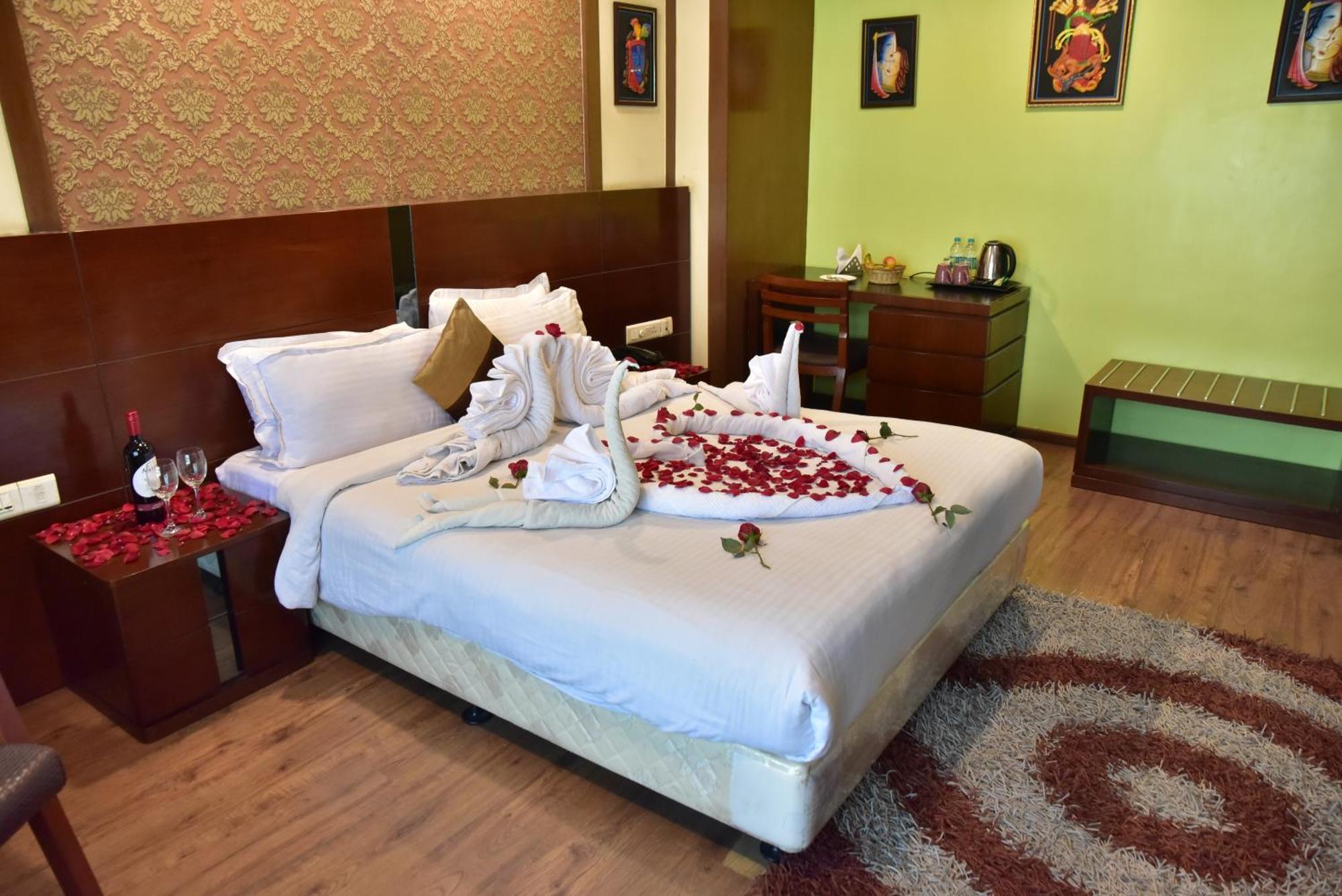Hotel Ambassador Chocolate Inn Kalyani Eksteriør billede