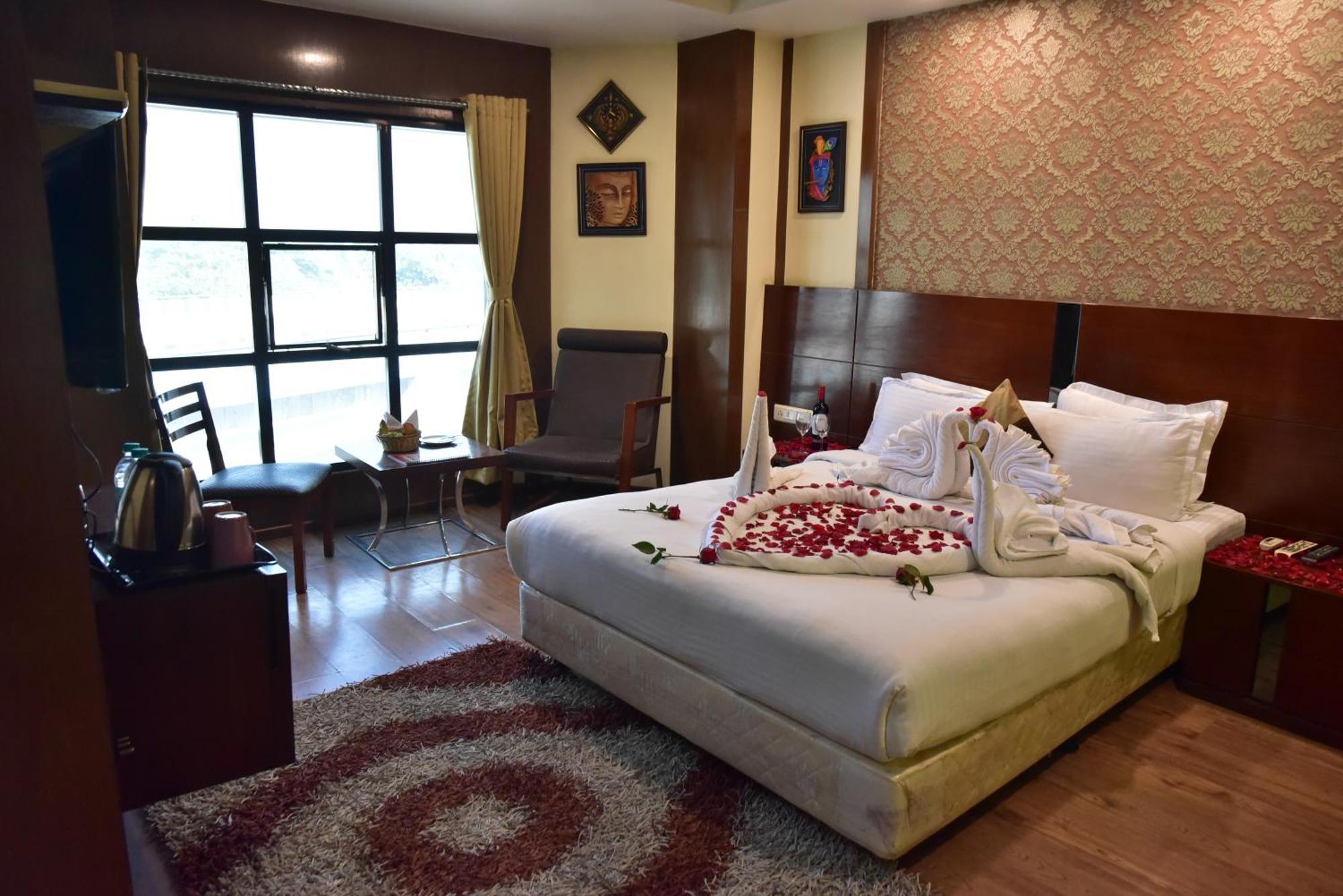 Hotel Ambassador Chocolate Inn Kalyani Eksteriør billede