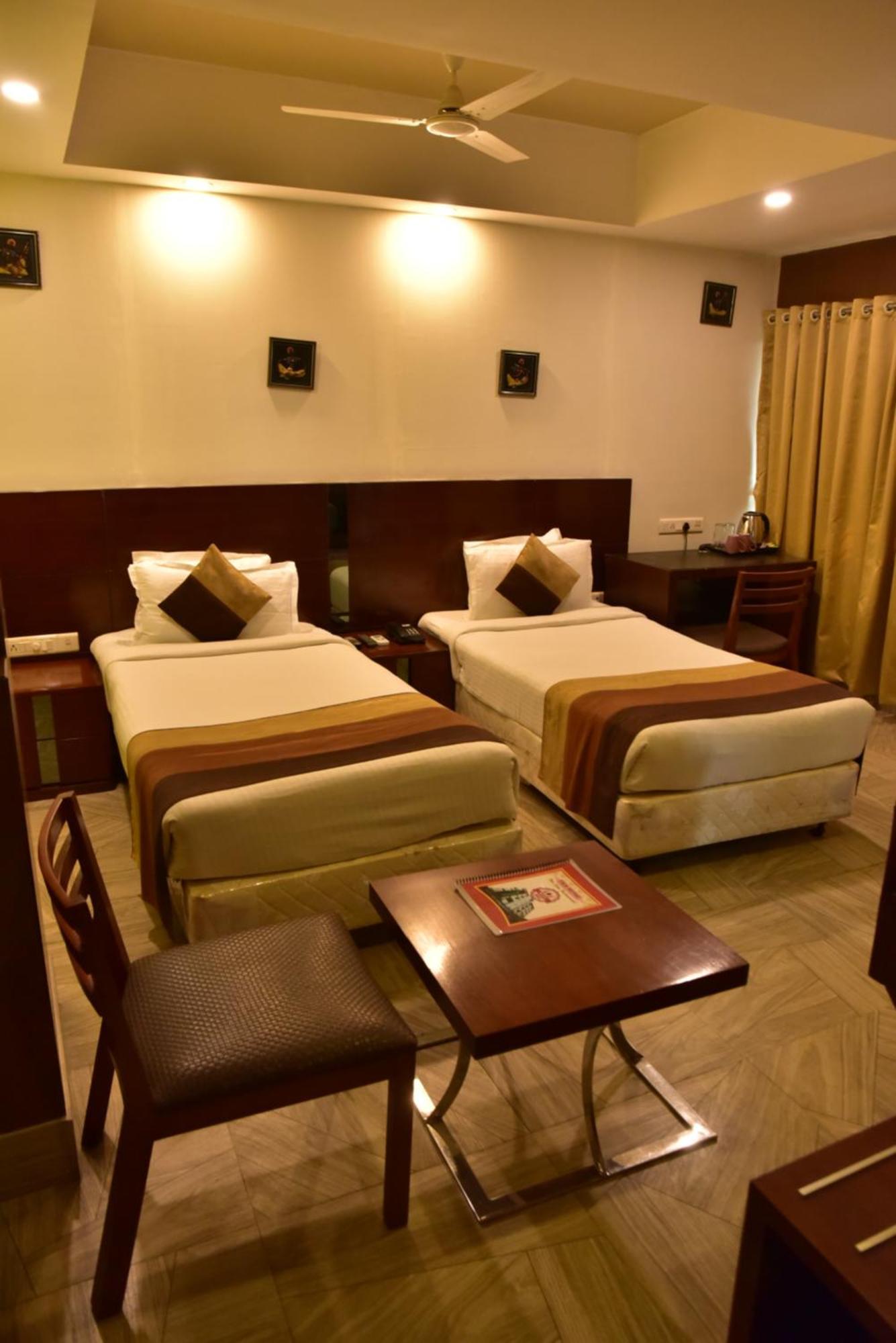 Hotel Ambassador Chocolate Inn Kalyani Eksteriør billede