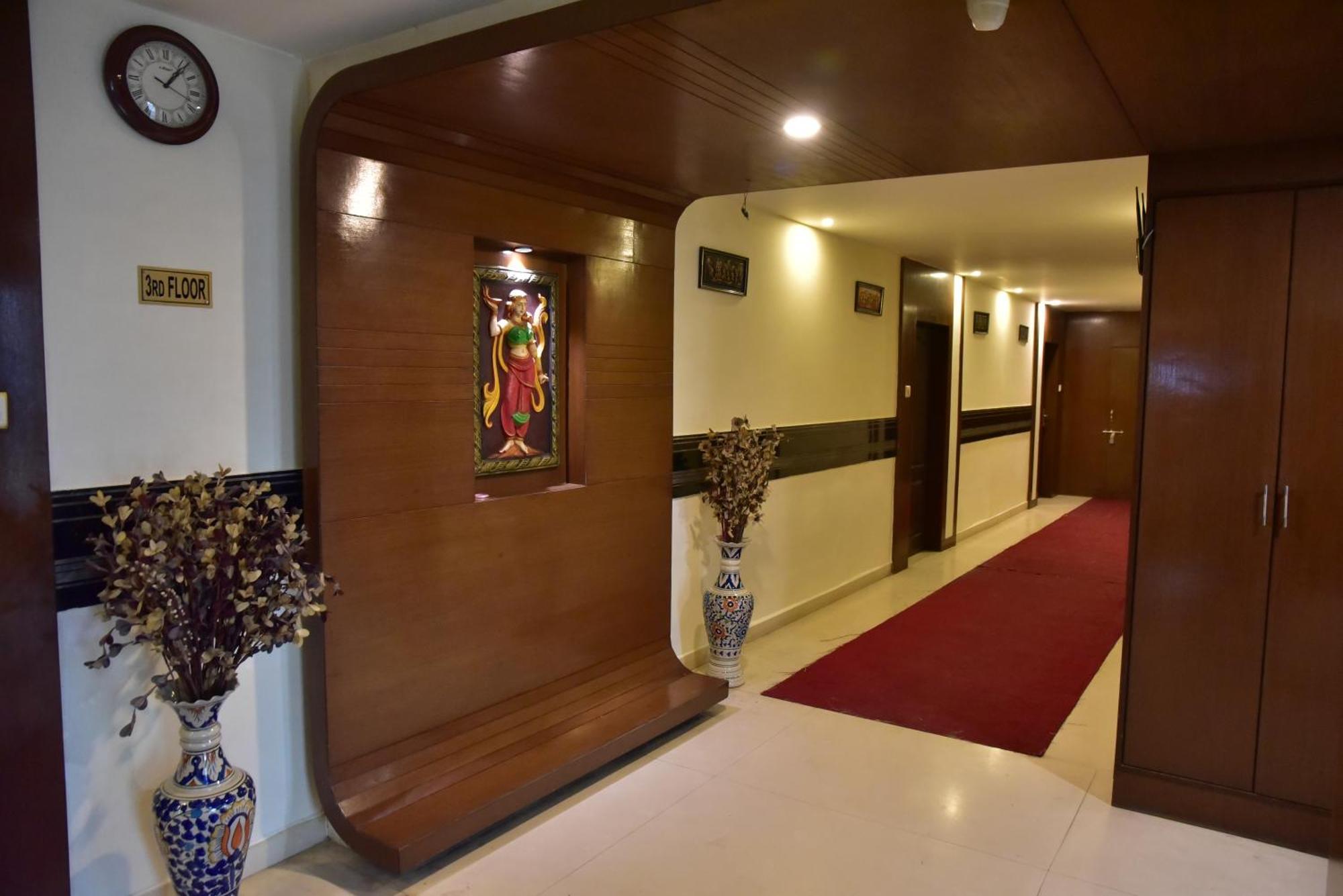 Hotel Ambassador Chocolate Inn Kalyani Eksteriør billede